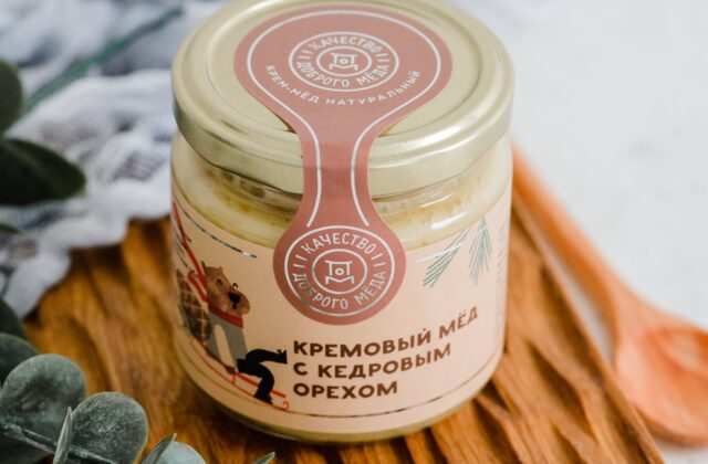 Банка крем-мёда с кедровым орехом «Добрый мёд» со знаком «Качество доброго мёда»
